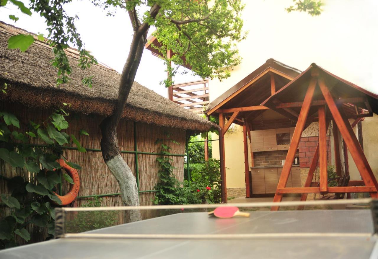 Casa Boby Hotel Murighiol Bagian luar foto